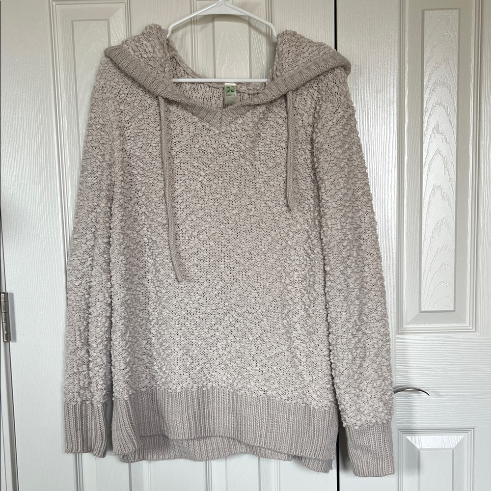 Cozy Oversized Tan/Cream Hooded Sweater
